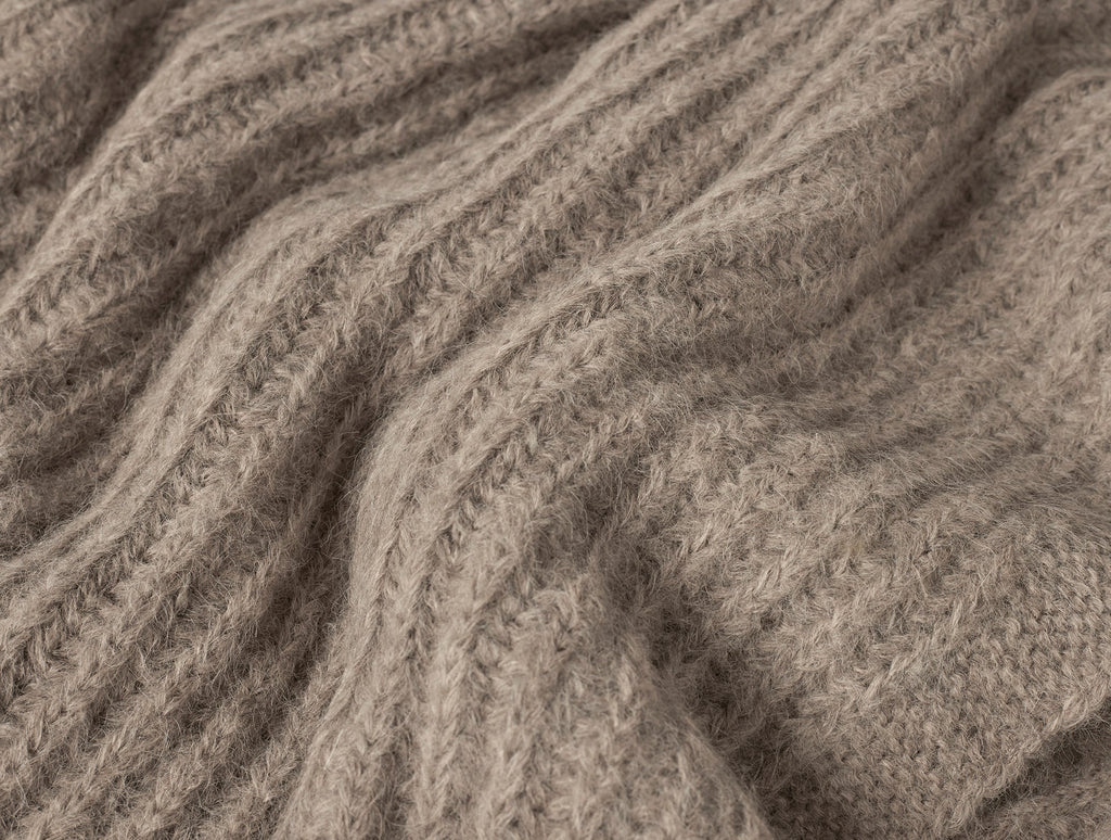 Alpaca Knit Throw Blanket by Sonfan